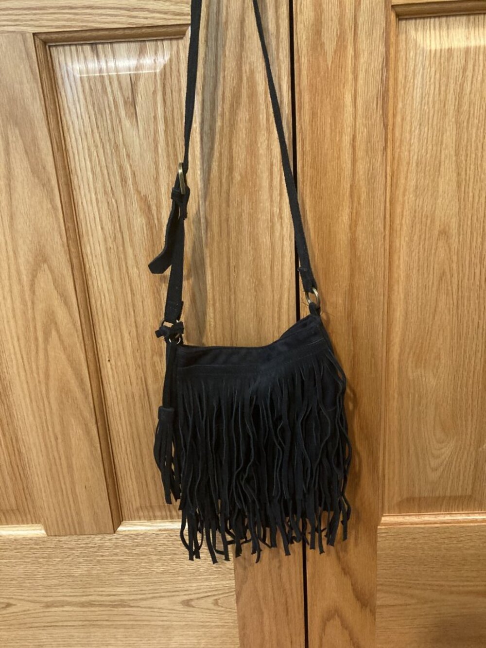 Mossimo Black Suede Fringe crossbody bag - Picture 3 of 12